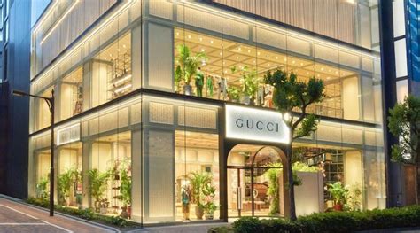 gucci japan website